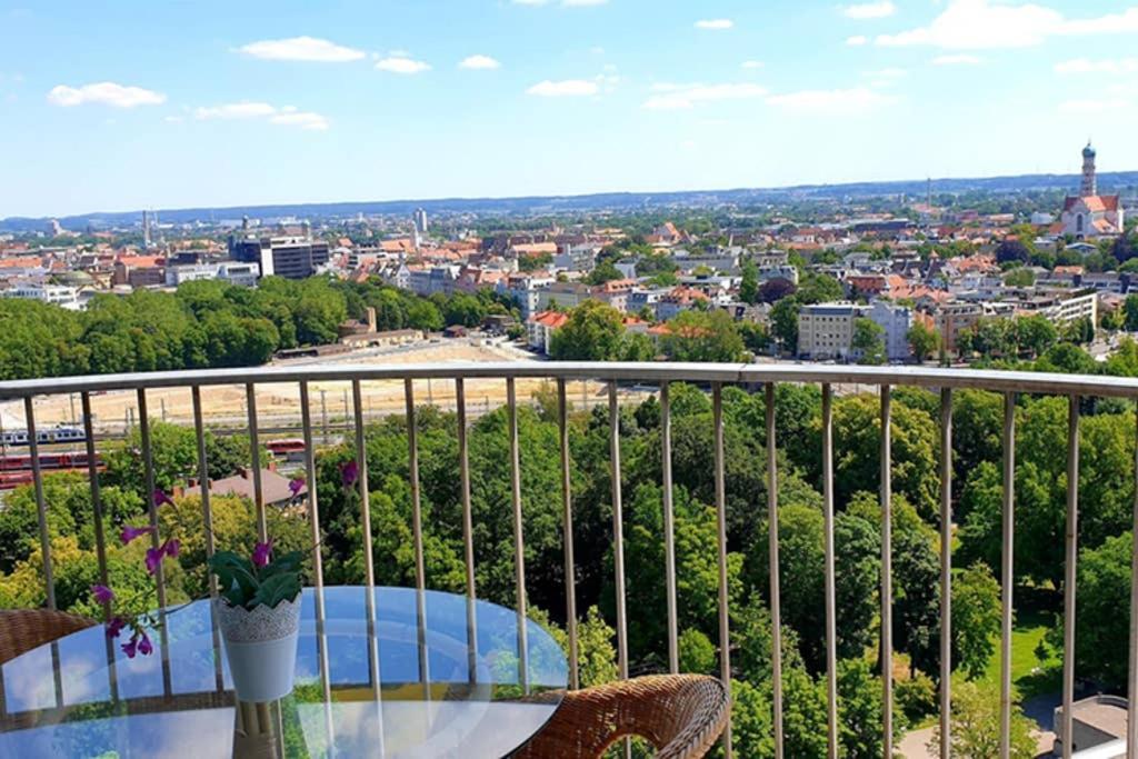Suite-Xxi City View Hotelturm Augsburg Eksteriør bilde