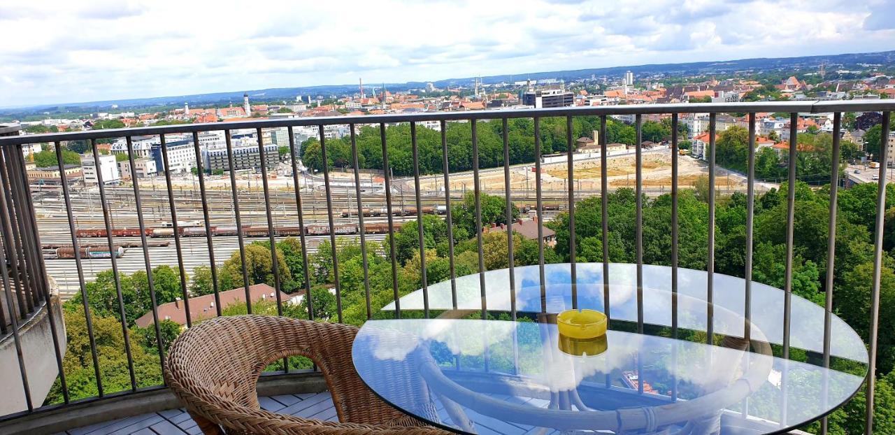 Suite-Xxi City View Hotelturm Augsburg Eksteriør bilde